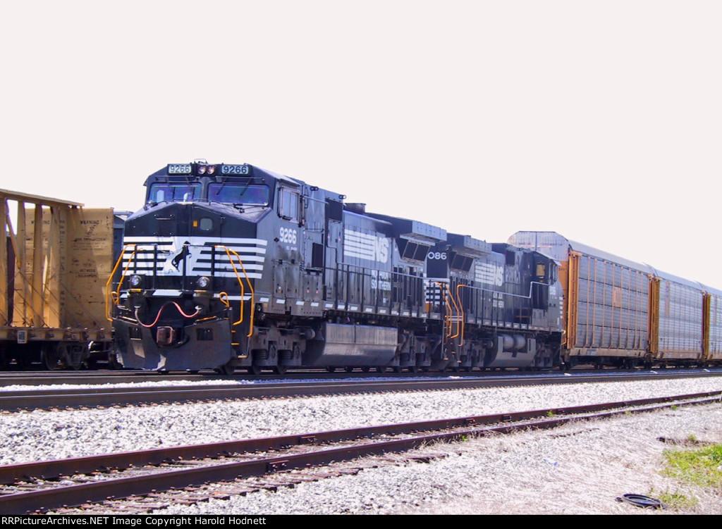 NS 9266 & 9086 lead a northbound intermodal train past Pomona tower